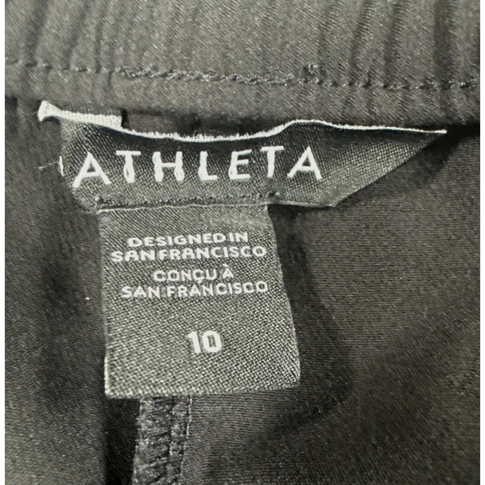 Athleta women endeavor